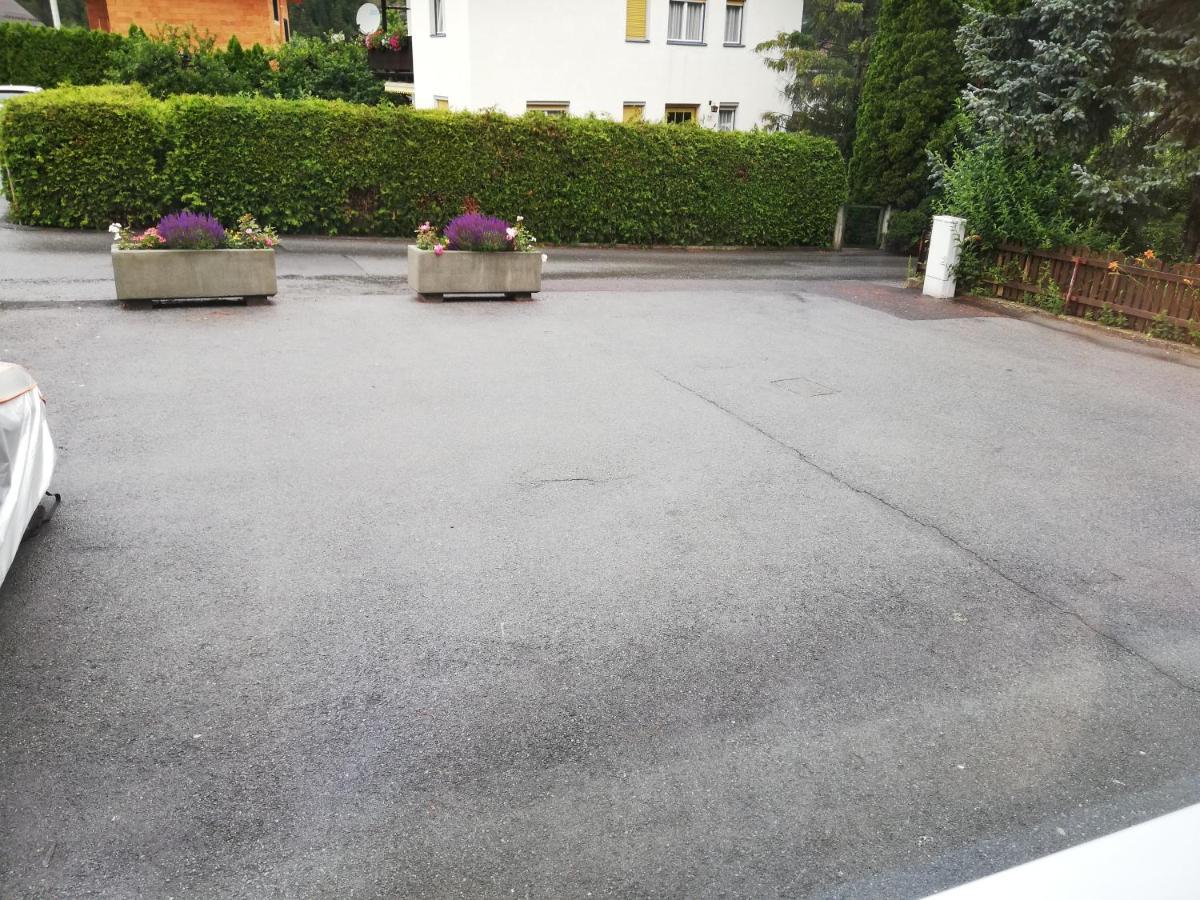83 Apartment
