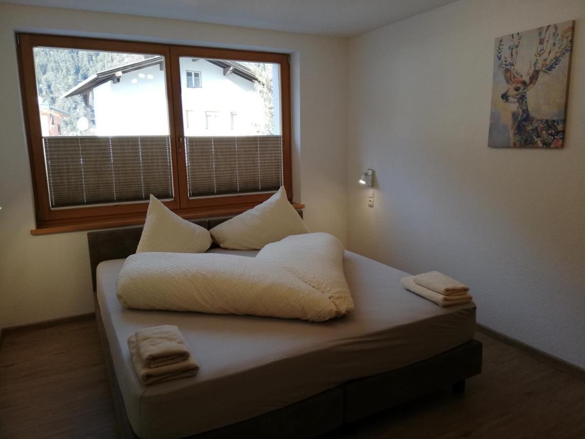 83 Apartment