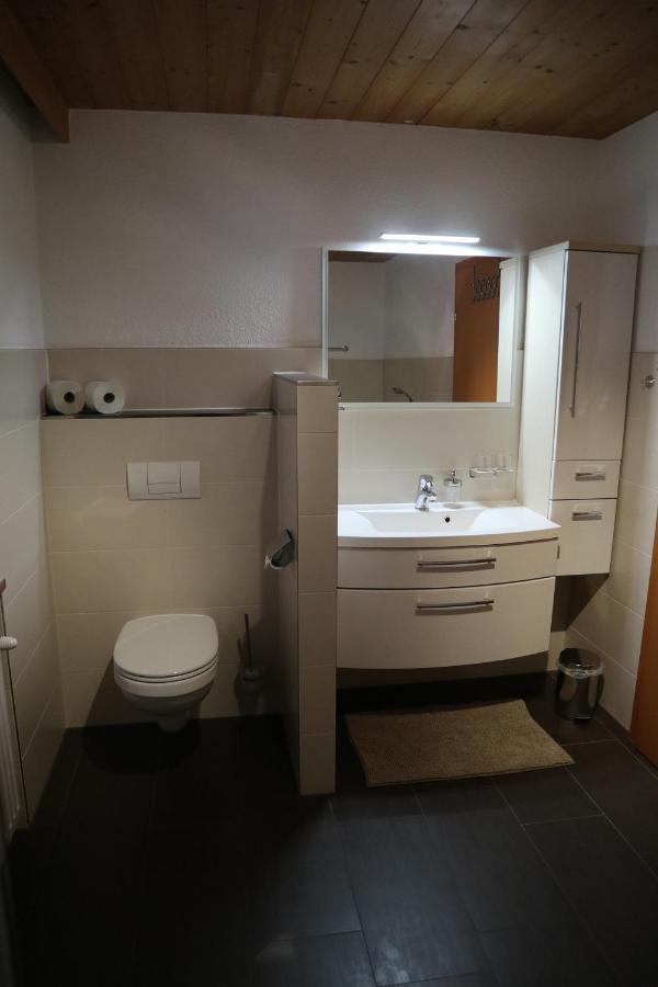 83 Apartment *